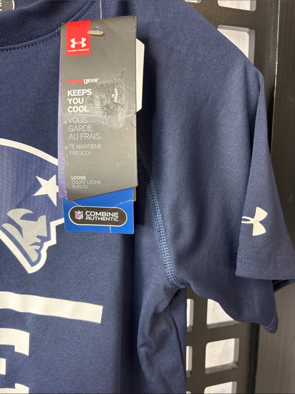 ❤️ Under Armour New England Patriots Kids Medium Tee Navy NWT NFL ❤️ - Picture 2 of 9